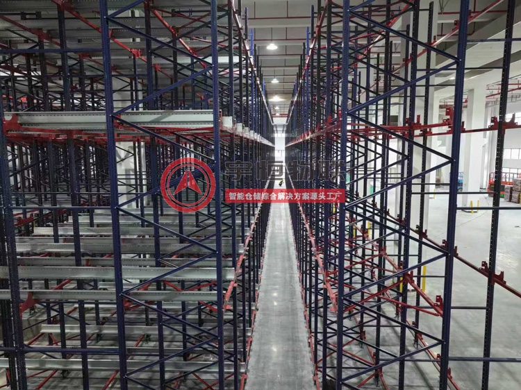 什么是四向车智能立体库？(图1)