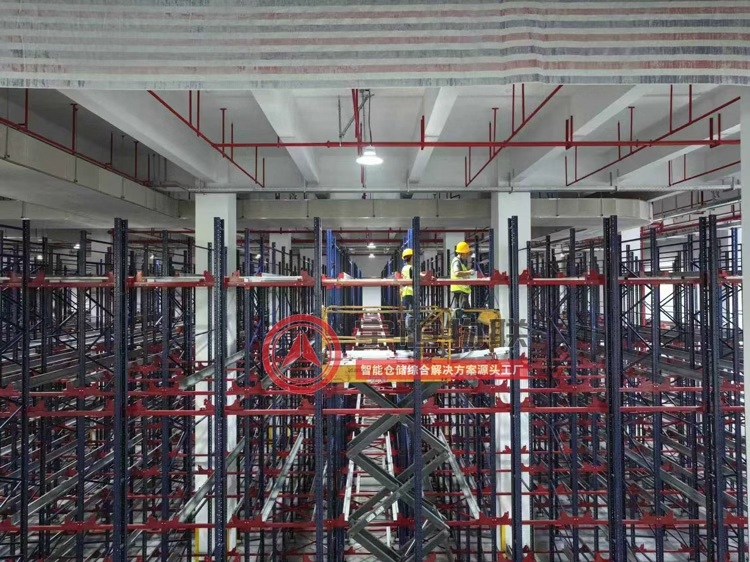 什么是四向车智能立体库？(图2)